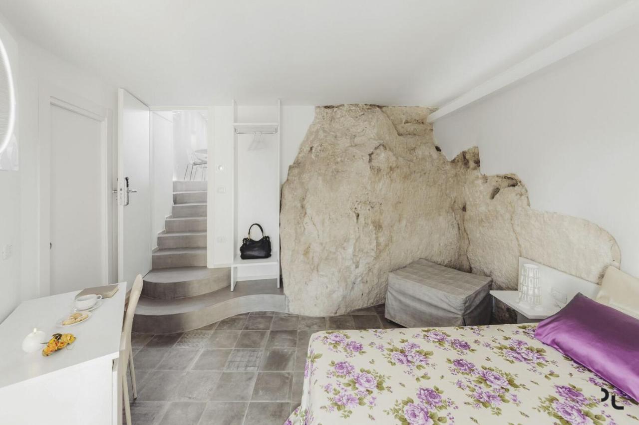 Hotel Terrazza Santa Barbara Matera Exterior foto